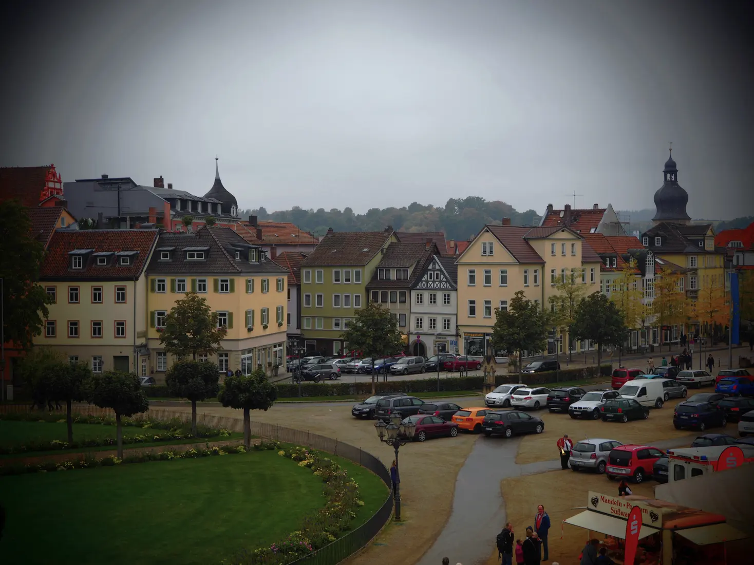 Schlossplatz Coburg mit Residenzschloss – Foto: Ștefan Jurcă / CC BY 2.0, Wikimedia Commons